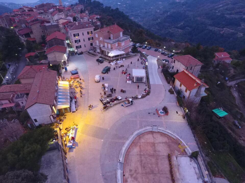Ferienwohnung Sunset With View In Seborga Exterior foto